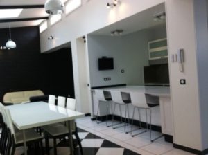 Appartement 5 pièces 130 m2 Clichy sous Bois 2