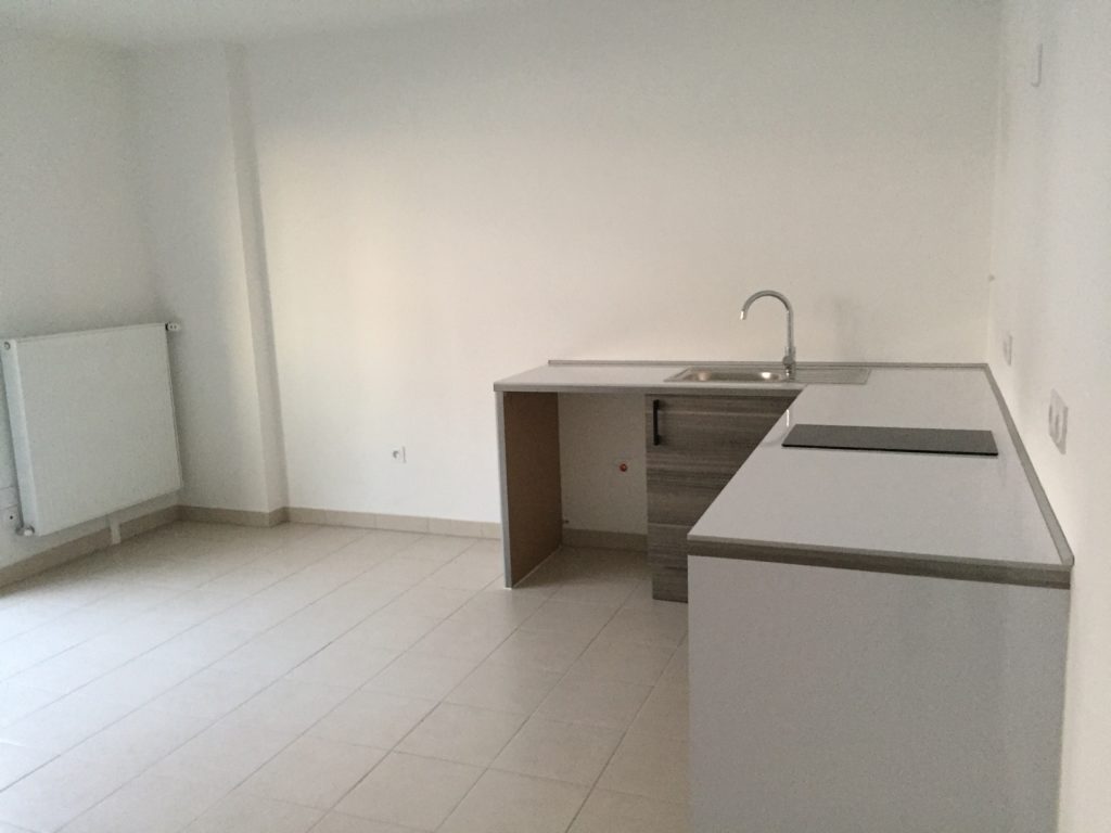CUISINE STUDIO NEUF AULNAY SOUS BOIS 33M2