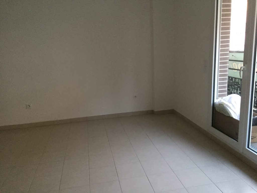 STUDIO NEUF AULNAY SOUS BOIS 33M2